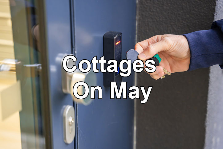 Cottages on May Key Fob
